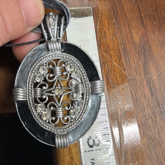 Beautiful necklace with earring - Picture 5 of 5